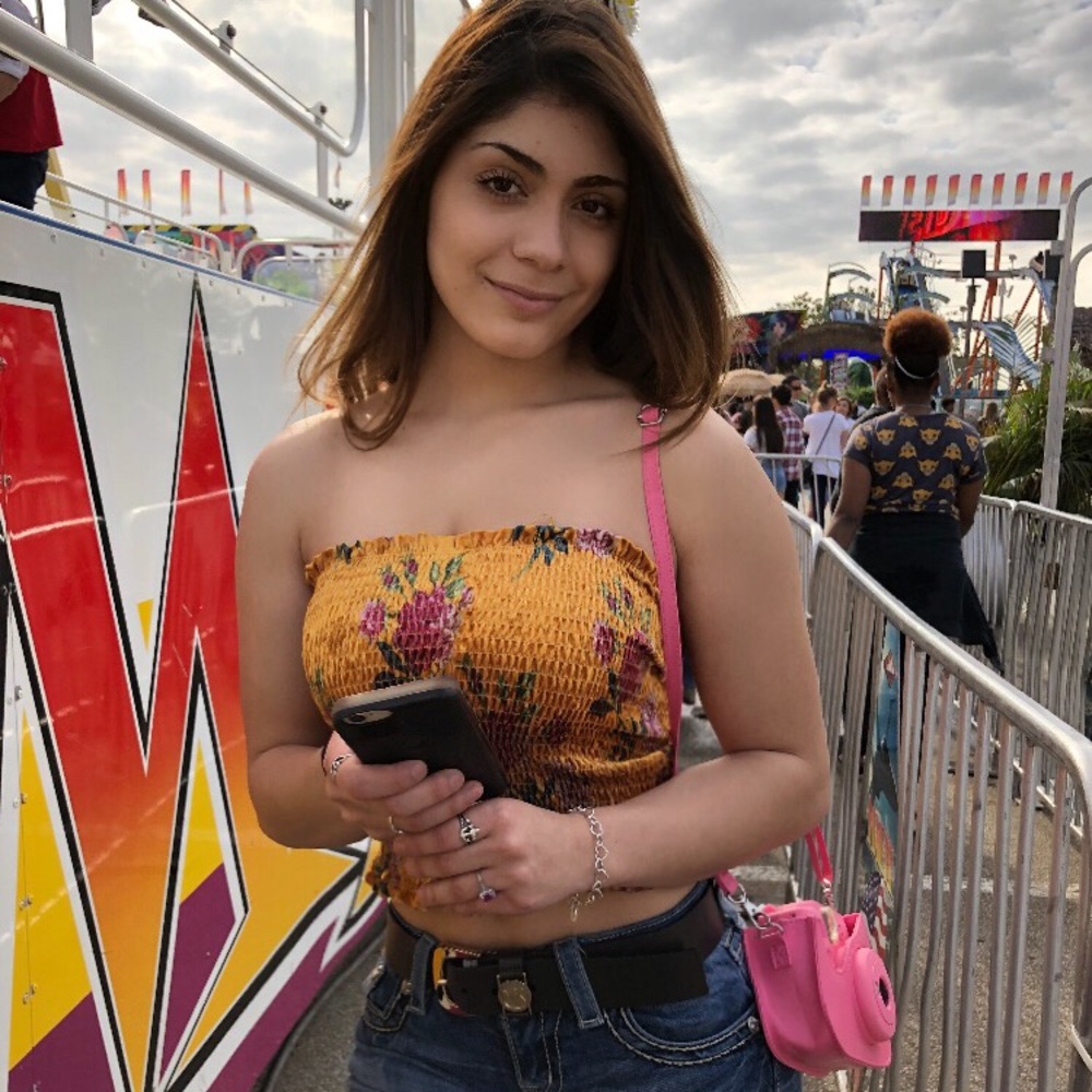 Meet your Posher, Jennifer